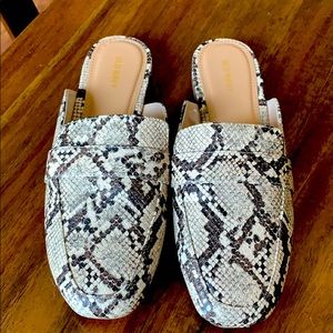 Old Navy Mules